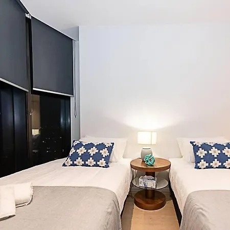 Bright Urban Oasis Apartment Melbourne Exterior photo