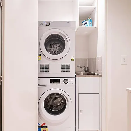 Bright Urban Oasis Apartment Melbourne Exterior photo